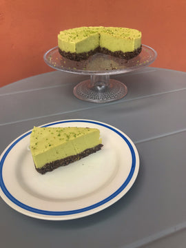 Avokadų ir žaliųjų citrinų tortas (vegan)